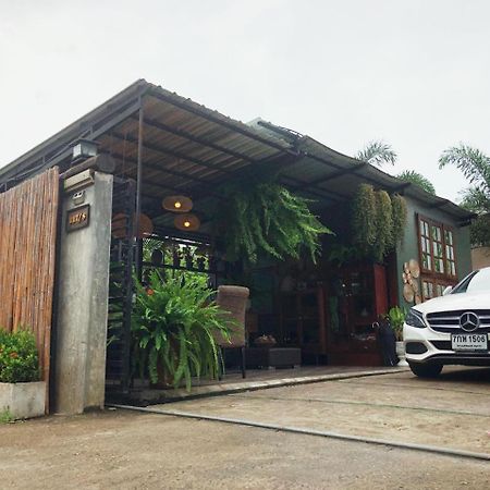 Casa Malee Hotel Chiang Mai Buitenkant foto