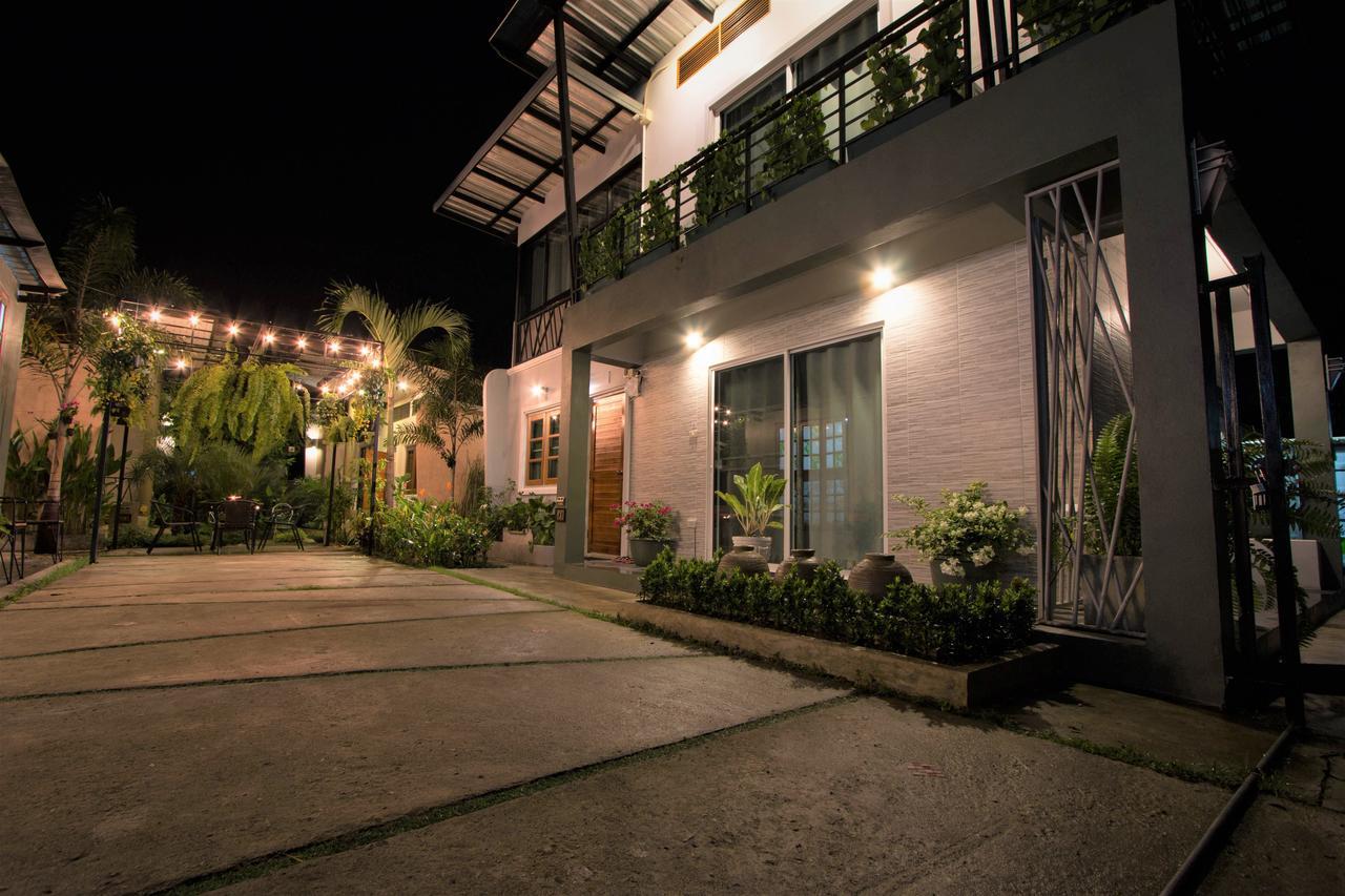 Casa Malee Hotel Chiang Mai Buitenkant foto